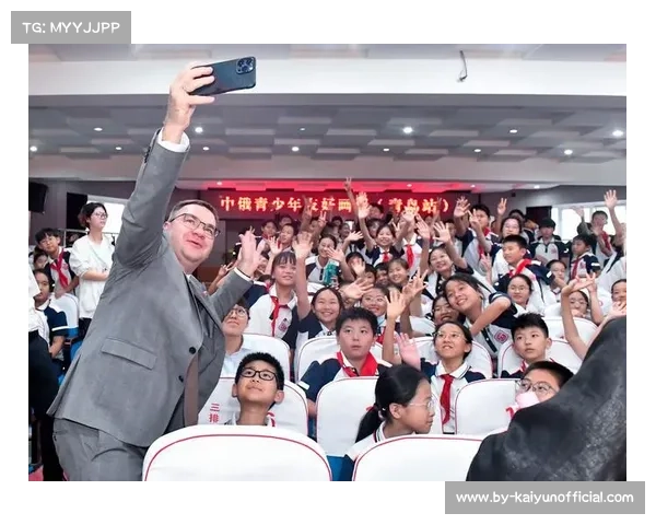 中俄青少年乒乓球友谊赛隆重开幕两国少年挥拍共筑体育友谊桥