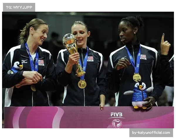 理查德冠军赛怀抱奖杯瞬间成大学生涯最难忘 理查德冠军赛怀抱奖杯瞬间成大学生涯最难忘