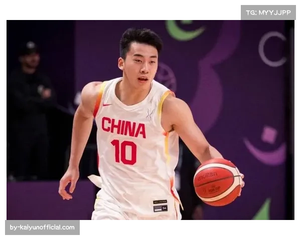 新疆男篮篮板优势明显 内线统治力转化二次进攻机会